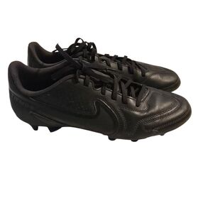 Nike Men's Black Tiempo Soccer Cleats Size 9